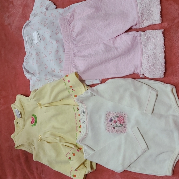 Carter's Other - Bundle Of Little Girls Clothes.